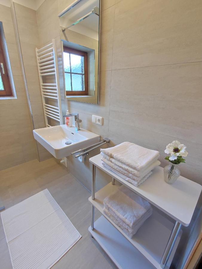 Apartment Ploner Ainet Bagian luar foto